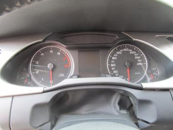 poza Audi A4 1.8i 2011 Benzina