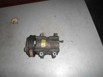 poza Ford Fiesta 1.3i 1998 Benzina