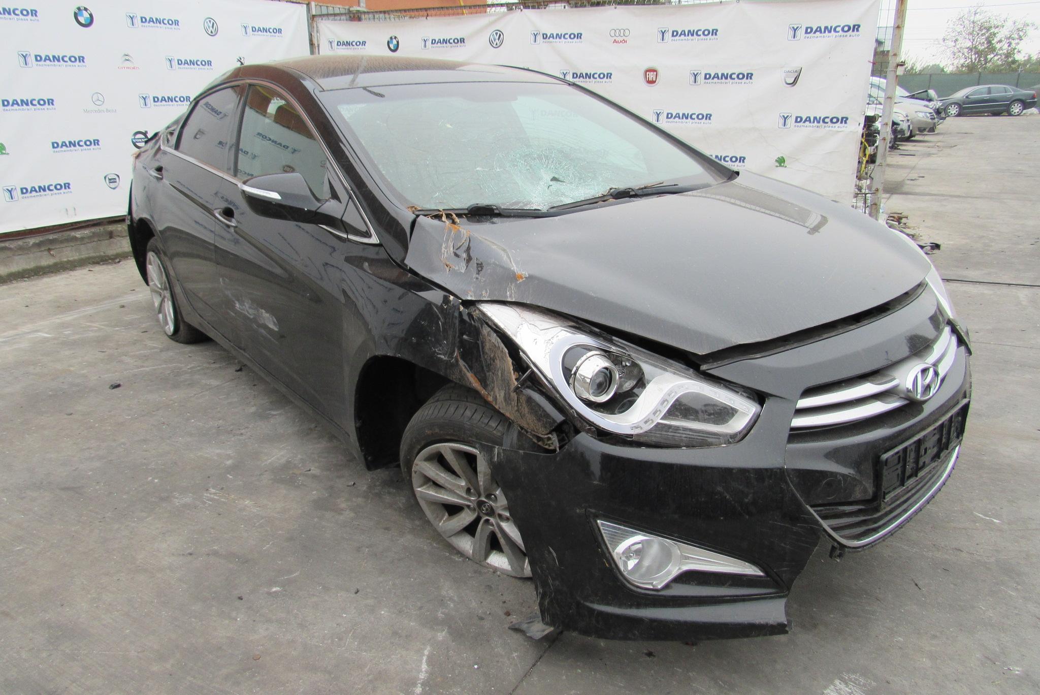 Auto dezmembrate Hyundai I 40 1.7CRDI 2012 Diesel