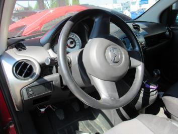 Mazda 2 1.5i 2017 Benzina poza Mazda 2 1.5i 2017 Benzina