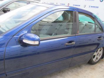 poza Mercedes-Benz C200 2.0i 2001 Benzina
