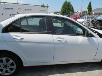 poza Mercedes-Benz C200 2.2CDI 2008 646.811