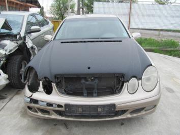 Mercedes-Benz E220 2.2CDI 2002 Diesel poza Mercedes-Benz E220 2.2CDI 2002 Diesel