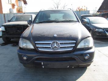 Mercedes-Benz ML270 2.7CDI 2001 Diesel poza Mercedes-Benz ML270 2.7CDI 2001 Diesel
