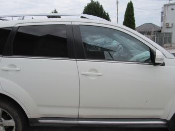 Mitsubishi Outlander 2.2Di-D 2010 Diesel poza Mitsubishi Outlander 2.2Di-D 2010 Diesel