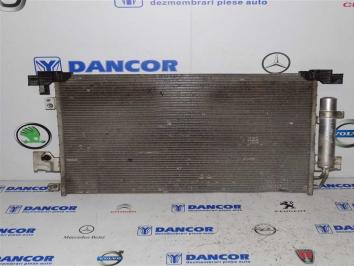 poza Mitsubishi Outlander 2.2HDI 2011 Diesel