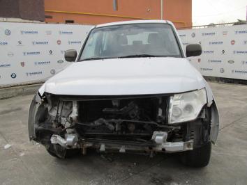 Mitsubishi Pajero 3.2D Di-DC 2008 Diesel poza Mitsubishi Pajero 3.2D Di-DC 2008 Diesel