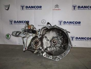 poza Opel Zafira 2.2DTI 2003 Diesel