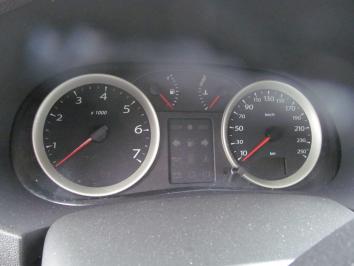 poza Renault SYMBOL 1.2i 2012 Benzina