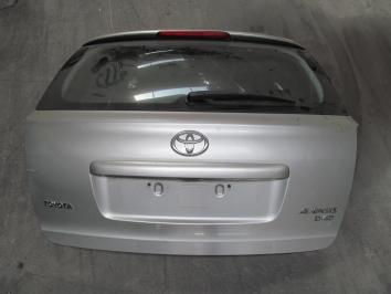 poza Toyota Avensis -- 2005 --