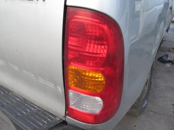 poza Toyota Hilux 2.5D D-4D 2006 Diesel