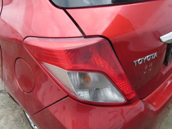poza Toyota Yaris 1.3i 2012 Benzina