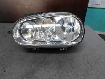 poza Volskwagen Golf -- 2001 --