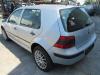 Volskwagen Golf 1.4i 2000 Benzina poza Volskwagen Golf 1.4i 2000 Benzina