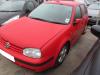 Volskwagen Golf 1.6 2000 Benzina poza Volskwagen Golf 1.6 2000 Benzina