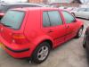 Volskwagen Golf 1.6 2000 Benzina poza Volskwagen Golf 1.6 2000 Benzina