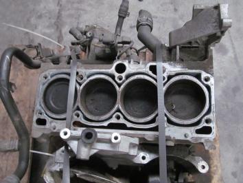 poza Volskwagen Golf 1.6 2001 Benzina