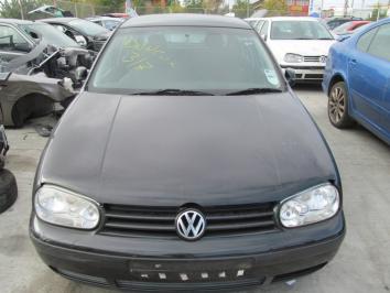 Volskwagen Golf 1.6 2002 Benzina poza Volskwagen Golf 1.6 2002 Benzina