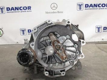 poza Volskwagen Golf 1.6FSI 2006 Benzina