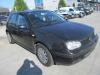Volskwagen Golf 1.6i 2002 Benzina poza Volskwagen Golf 1.6i 2002 Benzina