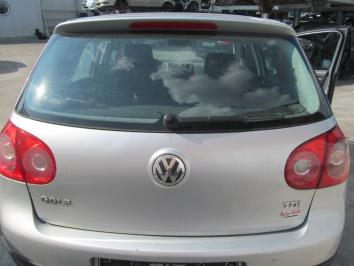 poza Volskwagen Golf 1.9TDI 2004 Diesel