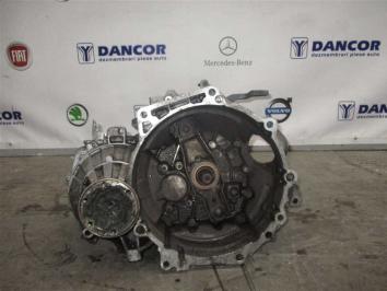 poza Volskwagen Golf 1.9TDI 2006 Diesel