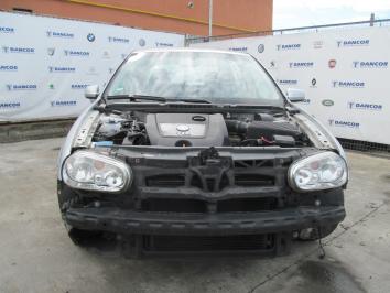 poza Volskwagen Golf 1.9TDI 2003 Diesel