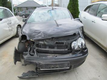 Volskwagen Polo 1.2i 2003 Benzina poza Volskwagen Polo 1.2i 2003 Benzina