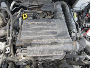 Volskwagen Polo 1.2TSI 2016 Benzina poza Volskwagen Polo 1.2TSI 2016 Benzina