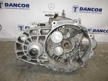 poza Volskwagen Sharan 1.9TDI 2004 Diesel