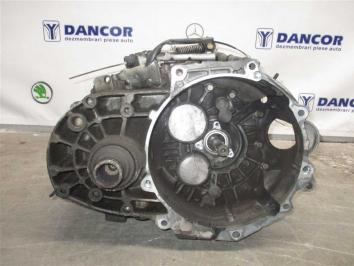 poza Volskwagen Sharan 1.9TDI 2004 Diesel