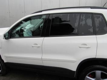 poza Volskwagen Tiguan 2.0TDI 2008 Diesel