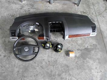 poza Volskwagen Touareg -- 2005 --